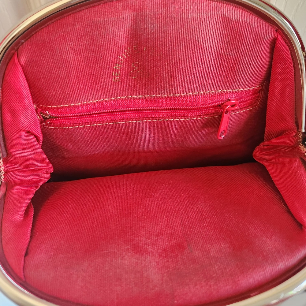 Vintage Cherry Red Lock Closure Hand Bag Genuine Leather Purse - Picture 5 of 8